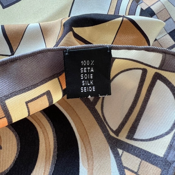 Yellow Pattered Silk Scarf - Picture 2 of 2